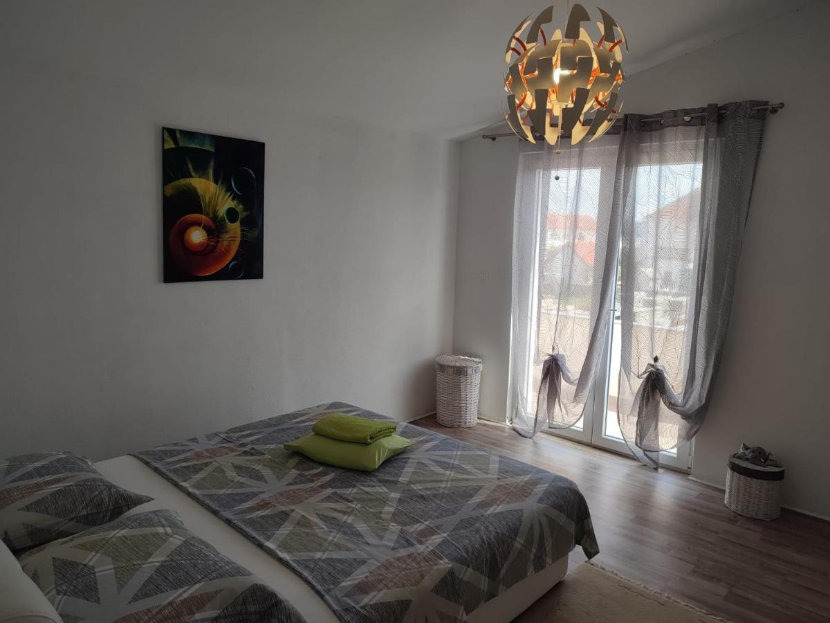 Murtela, 2-Bedroom Apartment Raslina المظهر الخارجي الصورة