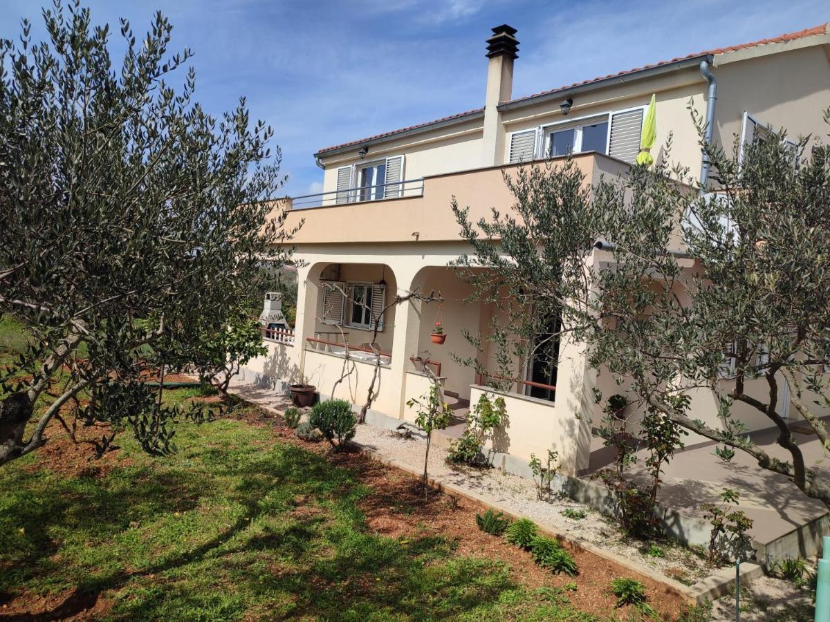 Murtela, 2-Bedroom Apartment Raslina المظهر الخارجي الصورة