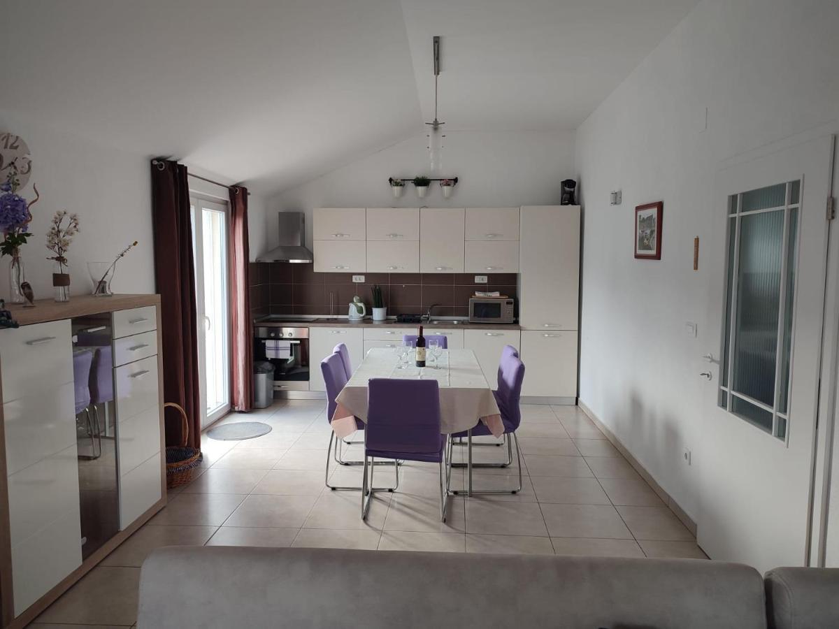 Murtela, 2-Bedroom Apartment Raslina المظهر الخارجي الصورة